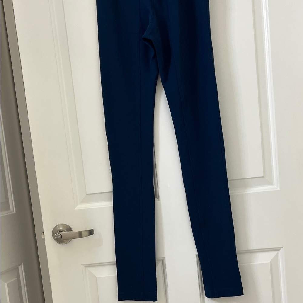 Hale Bob Blue Athletic Leggings M - Picture 3 of 5